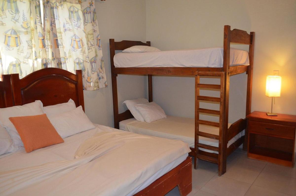 Hotel La Saladilla Bleach Club Barahona エクステリア 写真